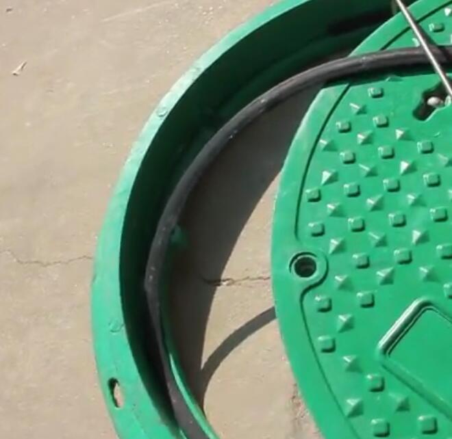 SMC manhole cover with sealing gasket rubbers